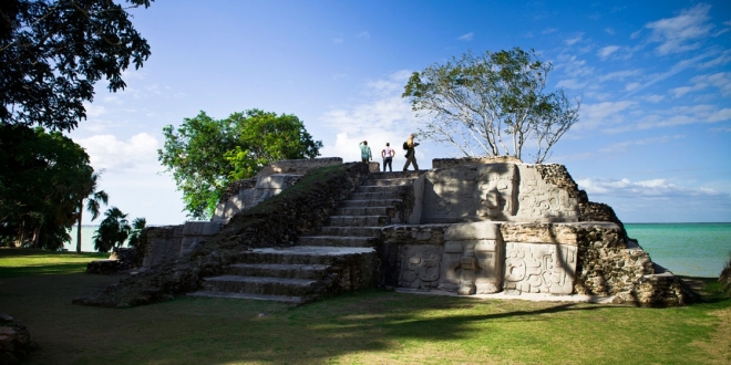 Cerros-maya-archaeology_01-big_0